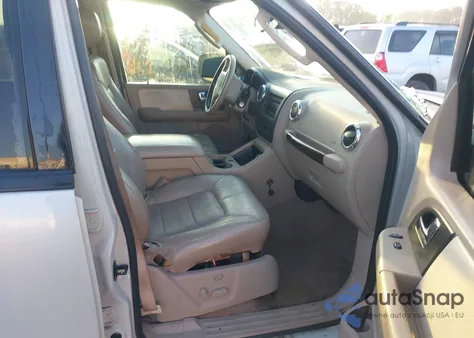 2005 Ford Expedition Limited from USA, damaged, VIN 1FMFU20545LA72293